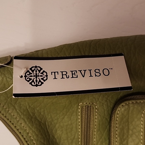 Treviso crossbody purse...new - Picture 2 of 6